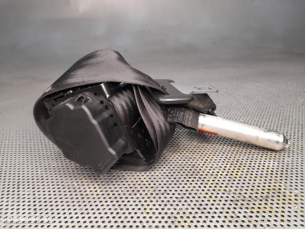 Cinto Tras Dto Volvo V50 (545) - 2
