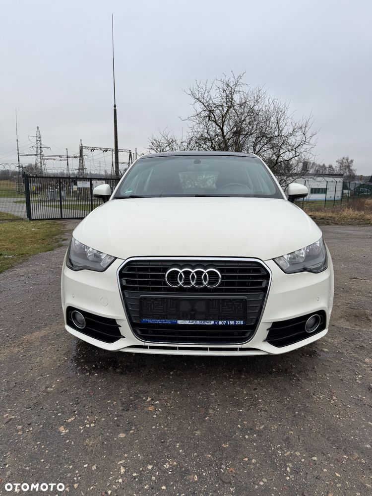 Audi A1 Sportback 1.6 TDI S line edition - 10