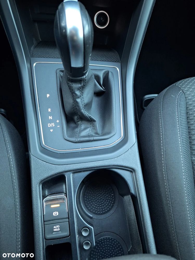 Volkswagen Touran 2.0 TDI SCR (BlueMotion Technology) DSG Comfortline - 14