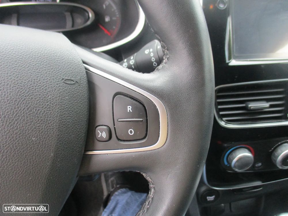 Renault Clio 0.9 TCe Limited - 19