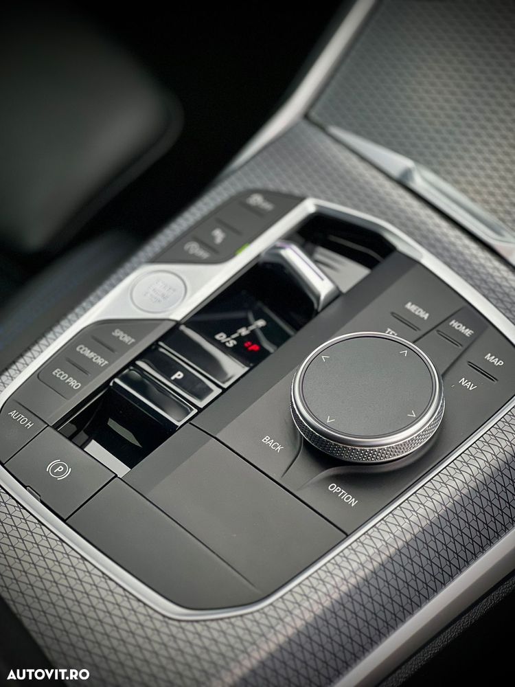 BMW Seria 3 320i Aut. M Sport - 7