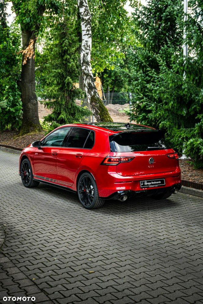 Volkswagen Golf - 15