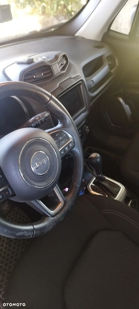 Jeep Renegade 1.3 GSE T4 Turbo Limited FWD S&S - 4