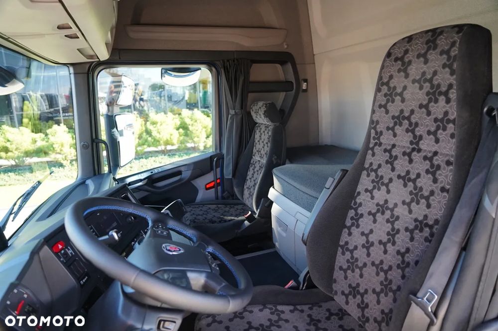 Scania R 450 / HYDRAULIKA / RETARDER / KLIMA POSTOJOWA /  EURO 6 - 22