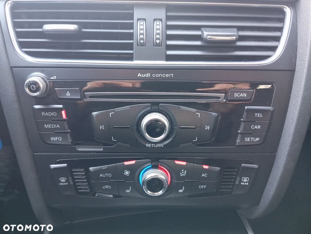 Audi A4 Avant 2.0 TDI DPF Ambiente - 15