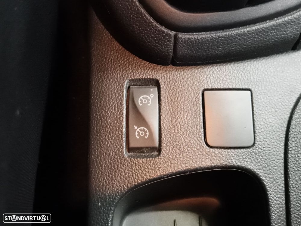 Renault Clio Van 1.5 Dci (IVA Dedutivel) - 23