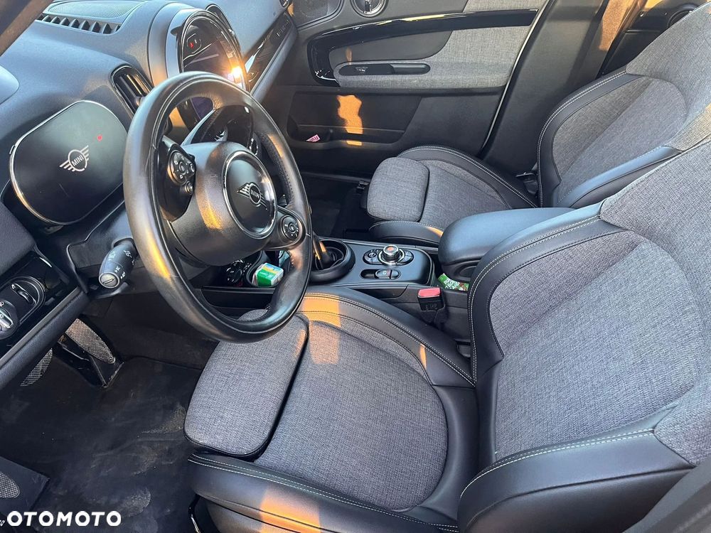 MINI Countryman Cooper SE ALL4 Shadow Edition - 35