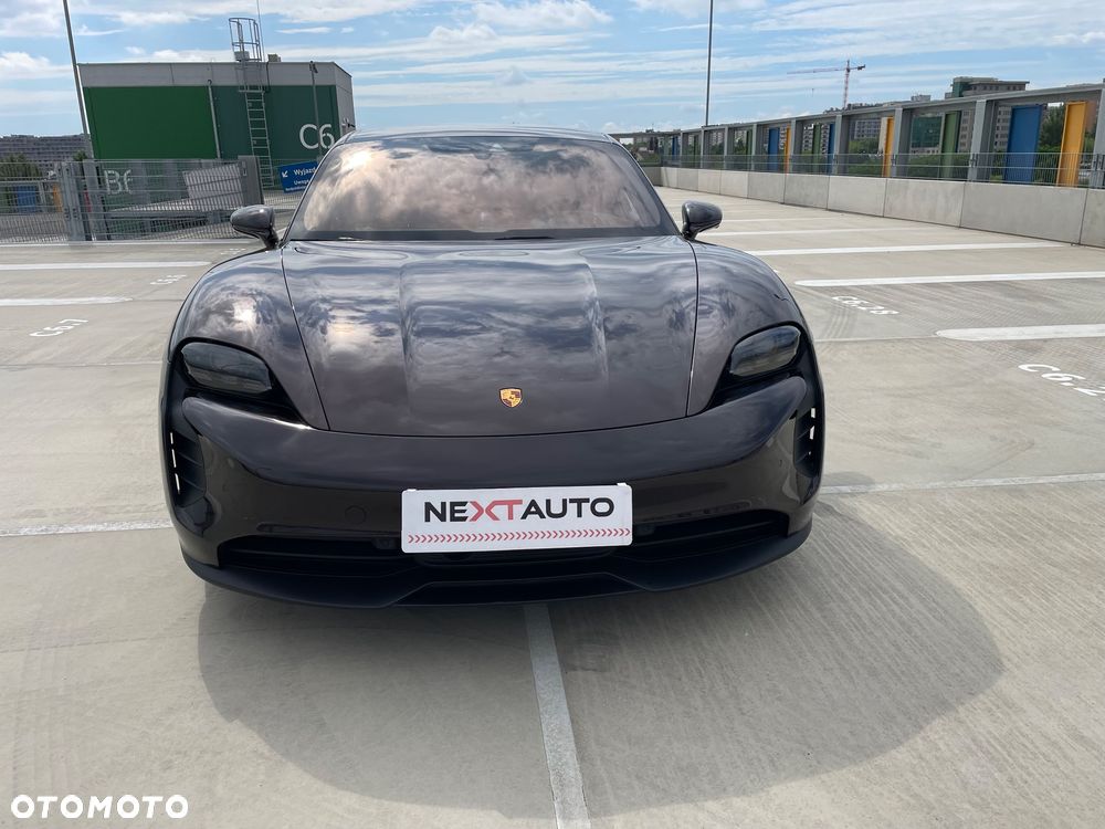 Porsche Taycan 4S Performance Plus - 2