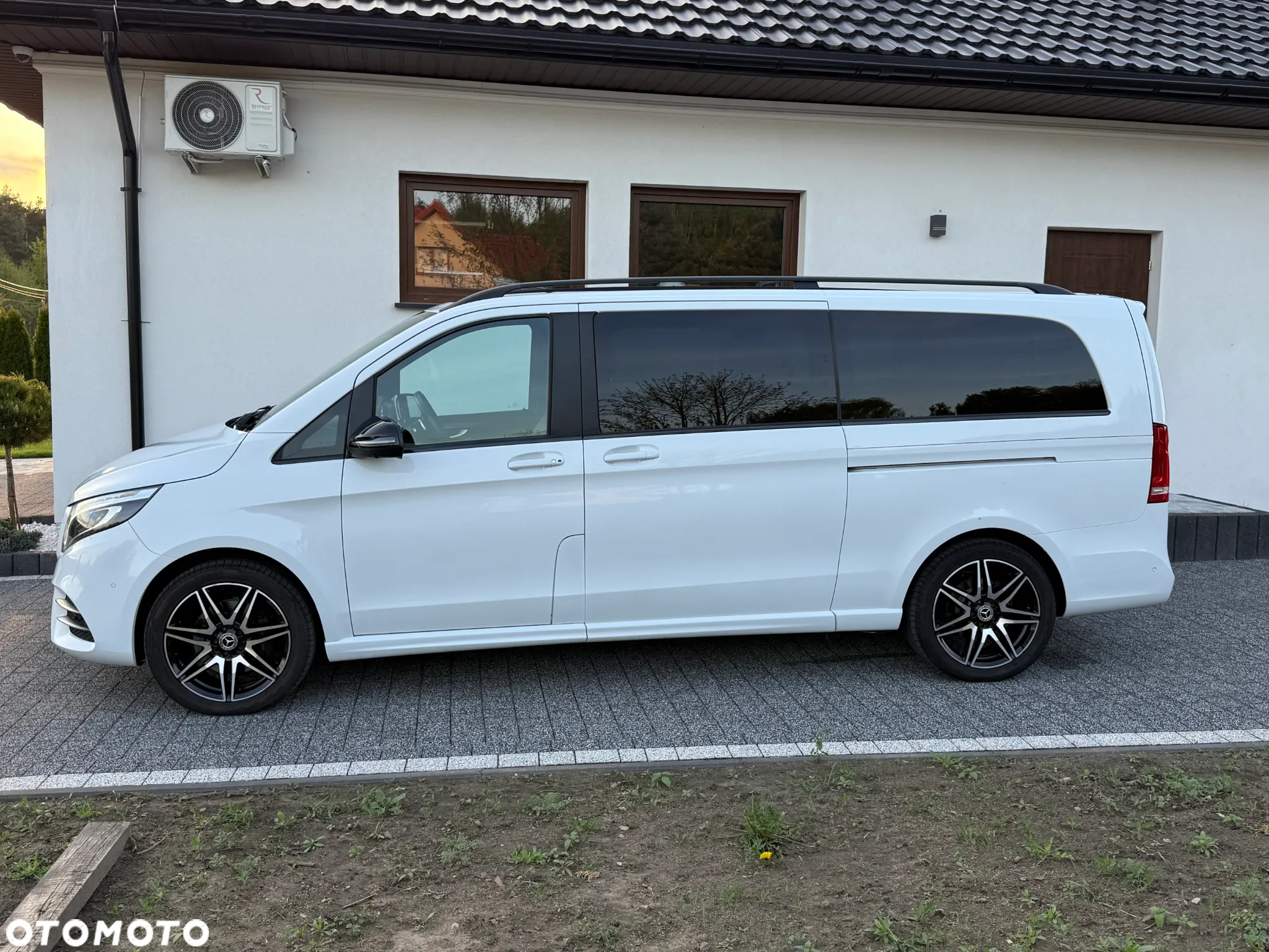 Mercedes-Benz Klasa V 300 d 4-Matic 9G-Tronic (ekstra d³) - 30