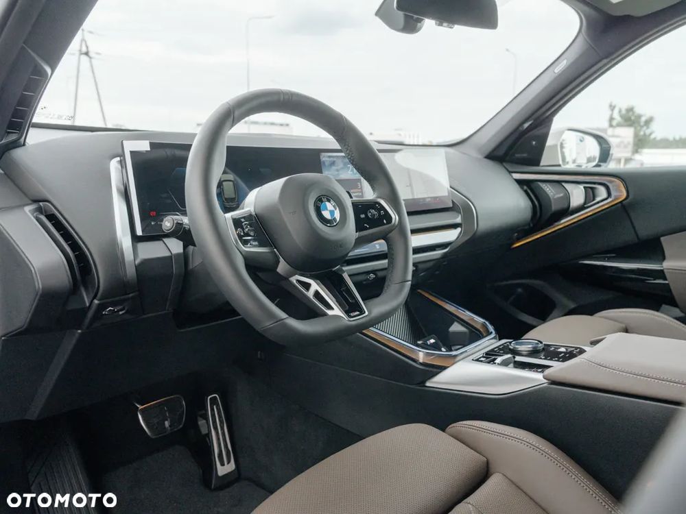 BMW X3 20 xDrive - 8