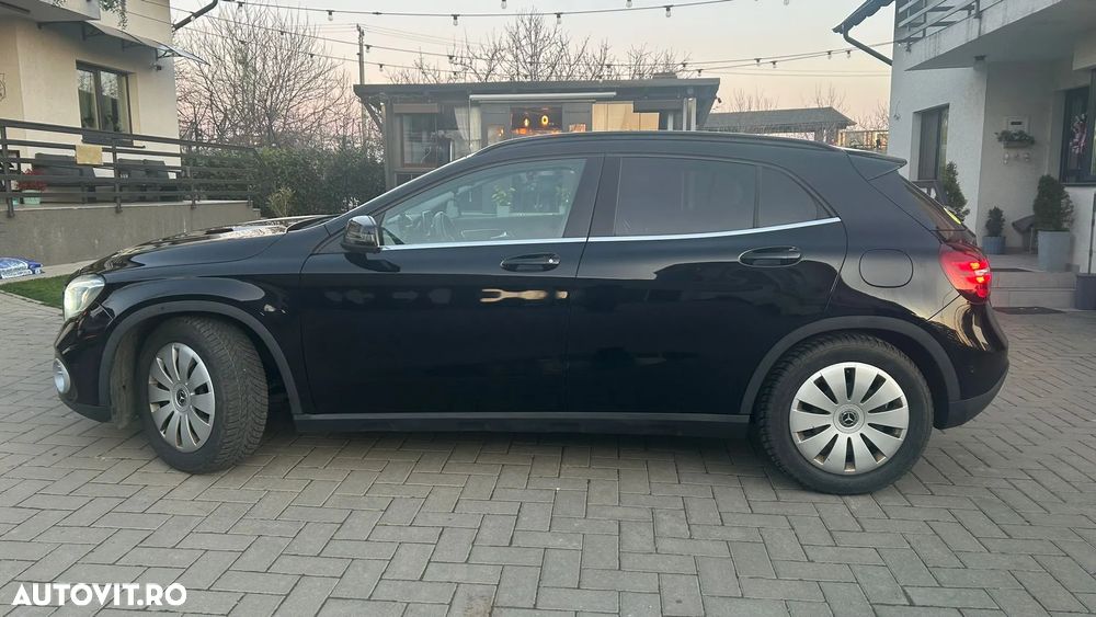 Mercedes-Benz GLA - 1