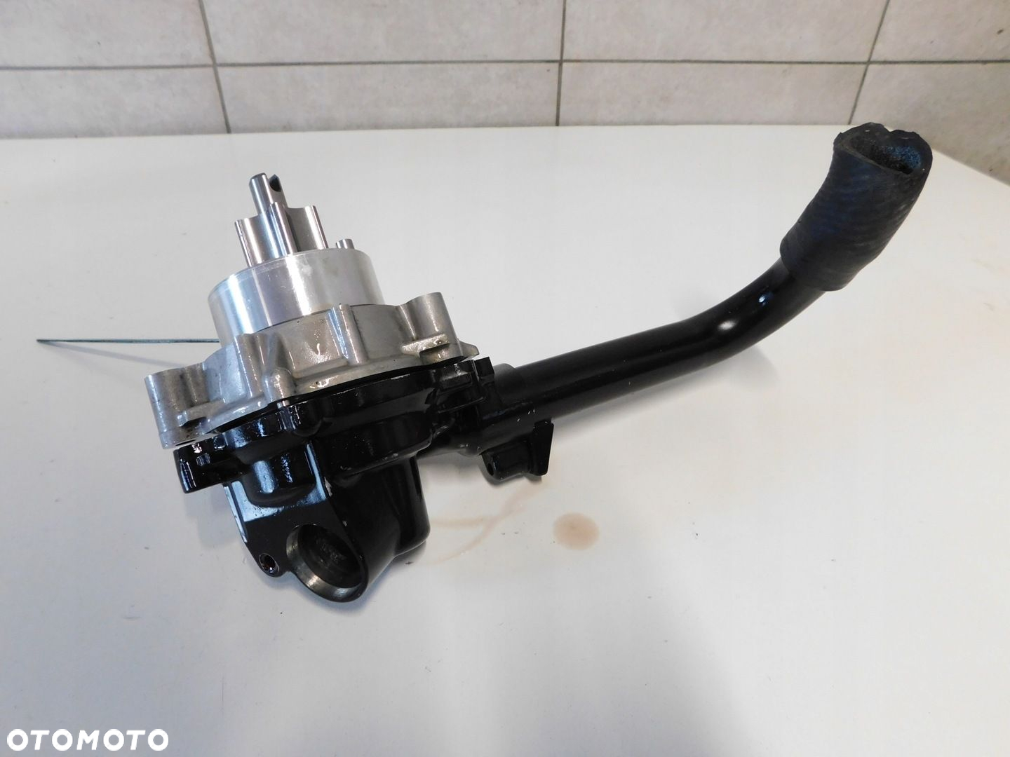 KAWASAKI Z800 ZR800AE POMPA WODY - 4
