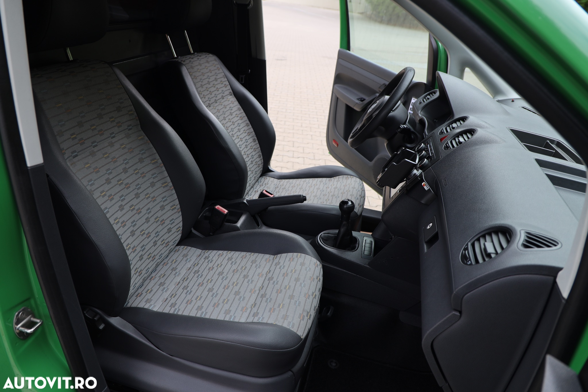 Volkswagen Caddy 1.6 TDI - 13