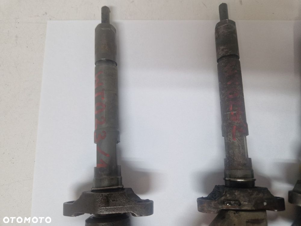 VOLVO 1.6 0445110259  WTRYSK WTRYSKIWACZ 4XSZT KOMPLET - 3