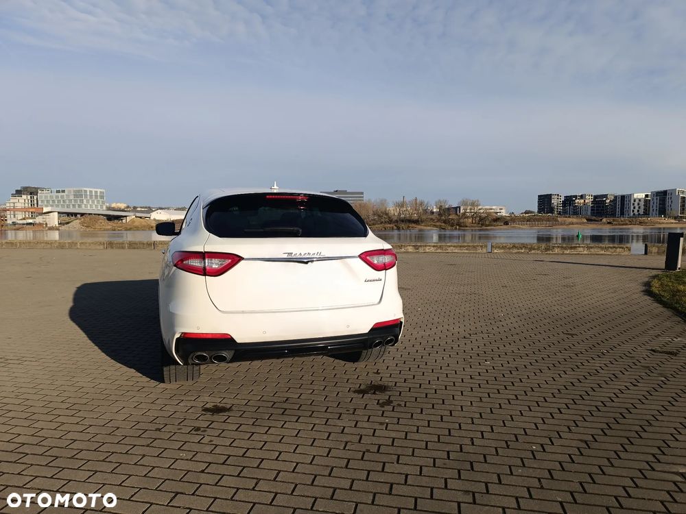 Maserati Levante Q4 - 8