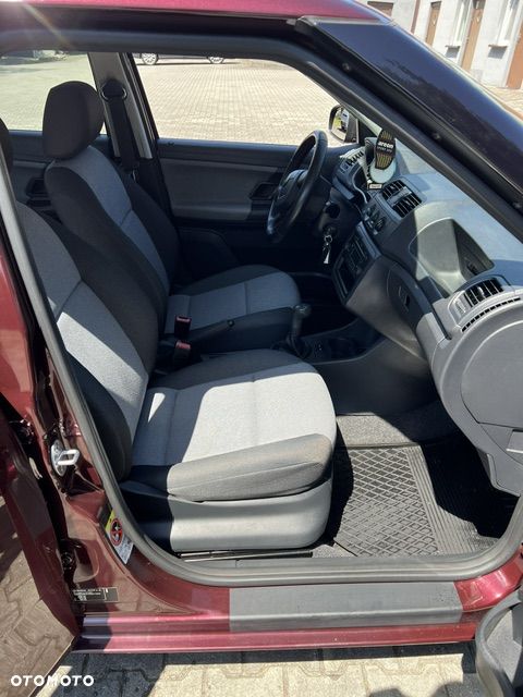 Skoda Fabia 1.4 16V Family - 16