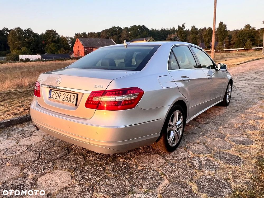 Mercedes-Benz Klasa E - 18