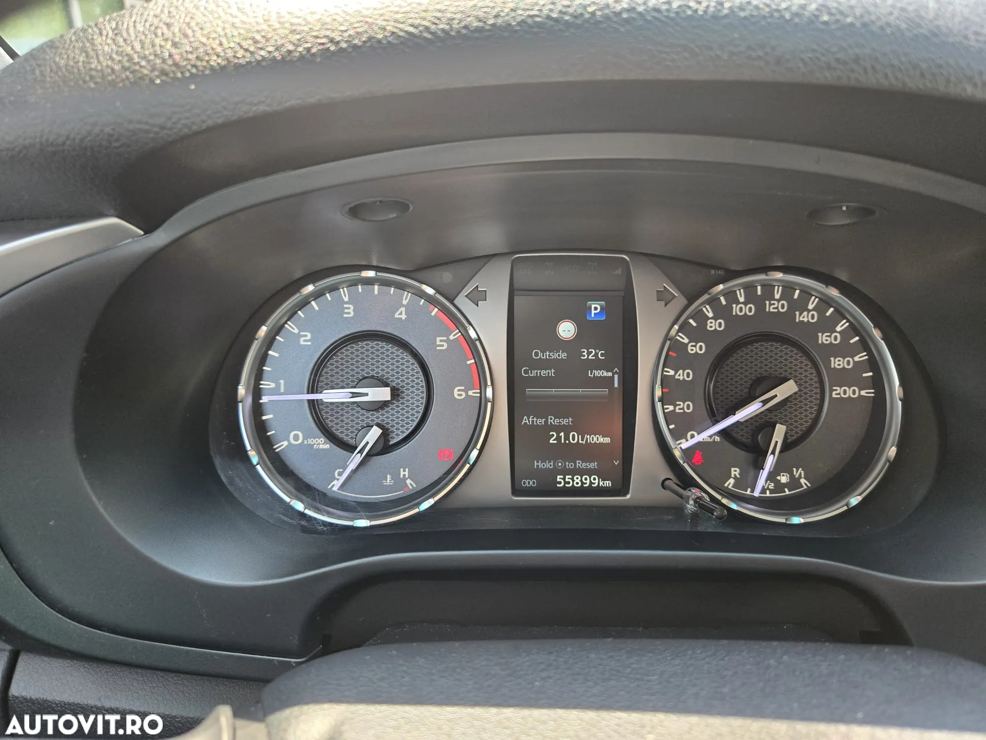Toyota Hilux 2.4D 150CP 4x4 Double Cab AT Executive - 5