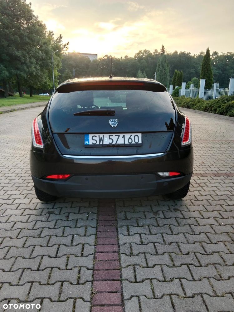 Lancia Delta - 2