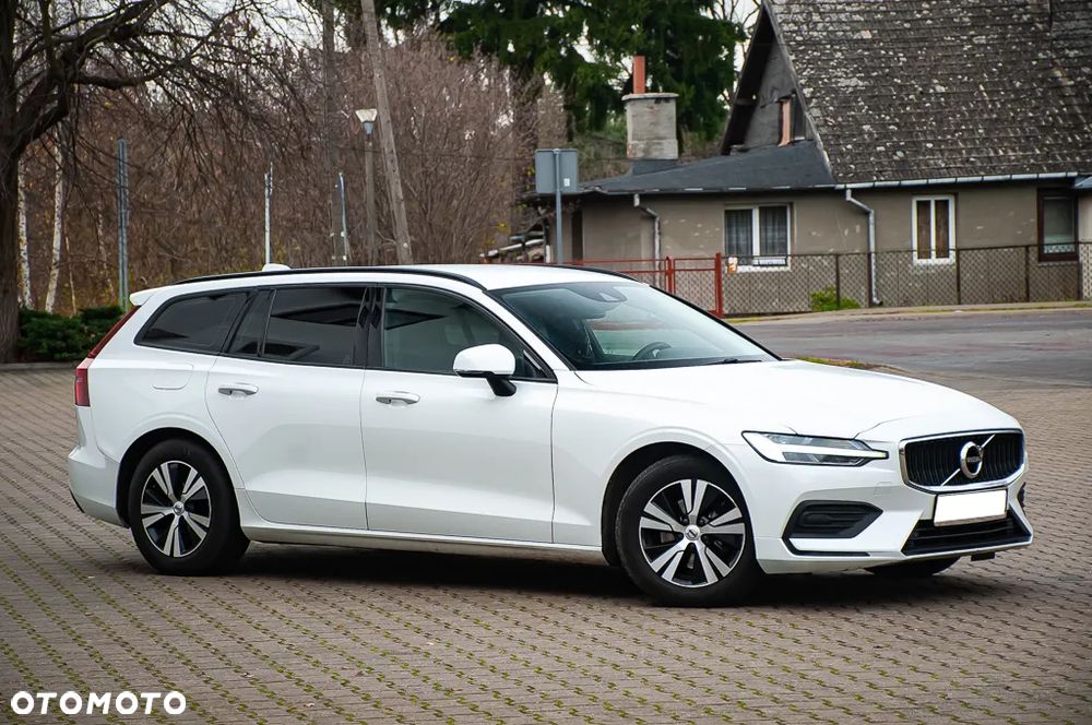Volvo V60 D3 Momentum Core - 4