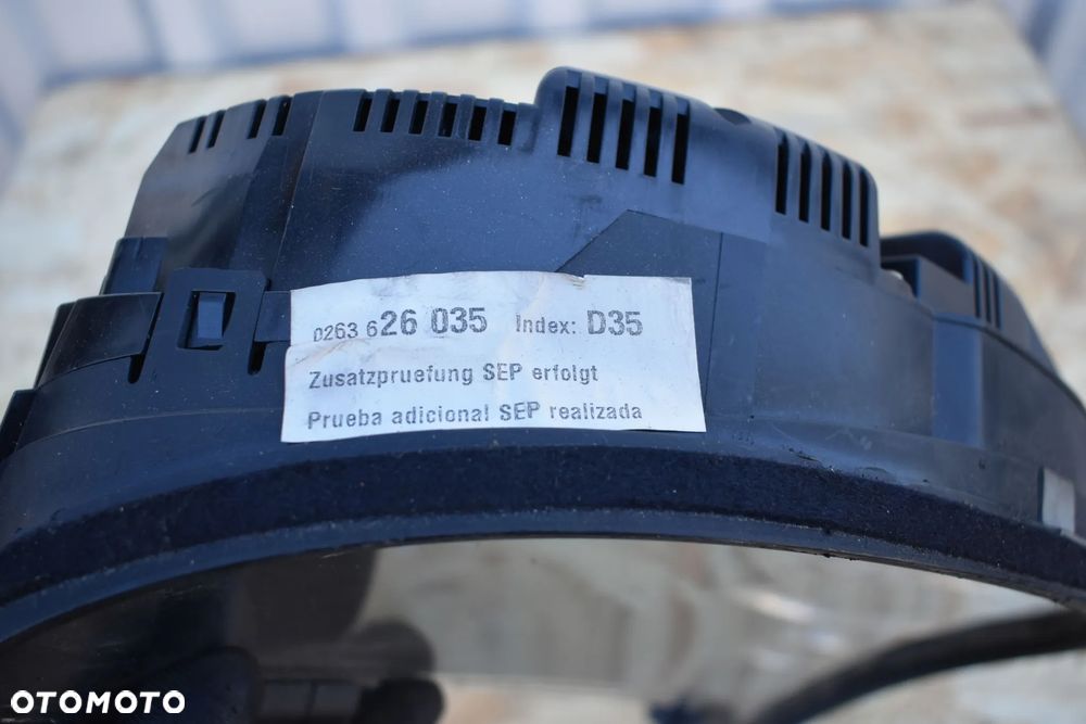 LICZNIK AUDI A4 B6 2.5TDI BFC 8E0920900K - 5