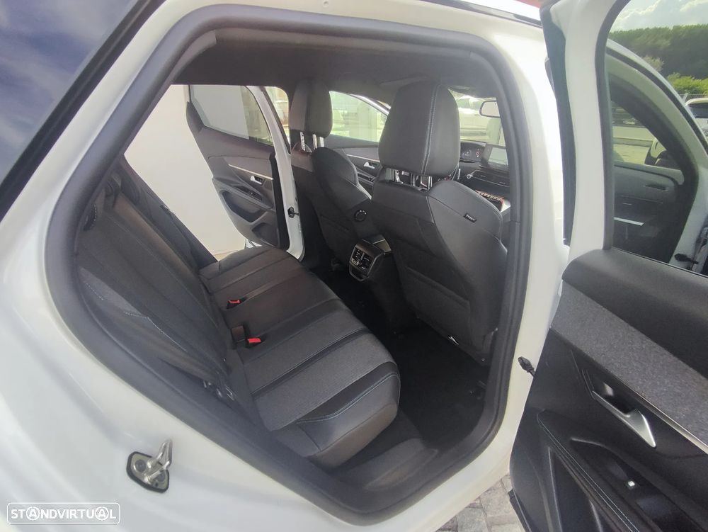 Peugeot 3008 BlueHDi 130 Stop & Start EAT8 Active Business-Pack - 16