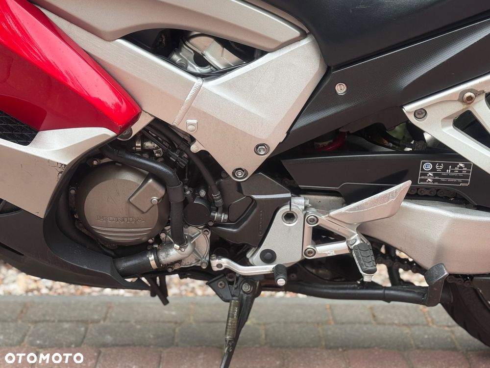 Honda VFR - 15