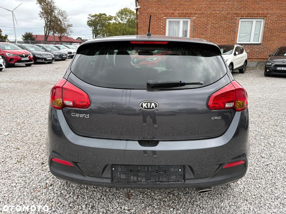 Kia Ceed 1.6 CRDi 128 Spirit - 5