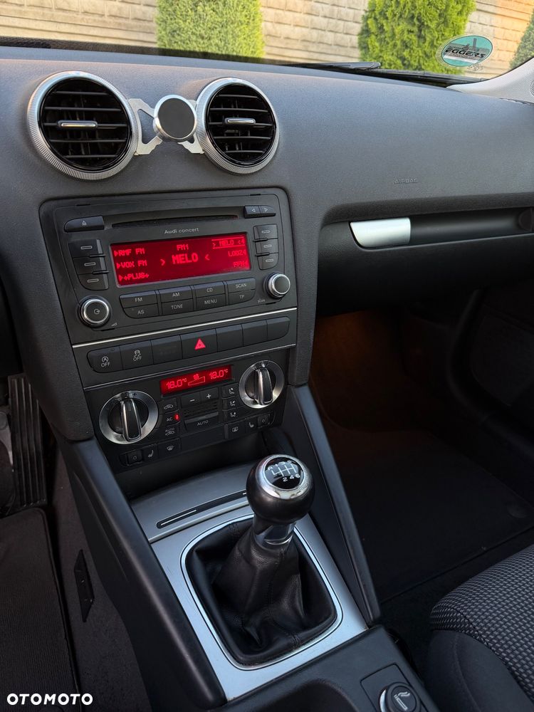 Audi A3 Sportback 2.0 TDI DPF Ambiente - 22