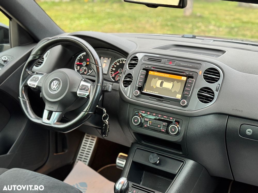 Volkswagen Tiguan - 9