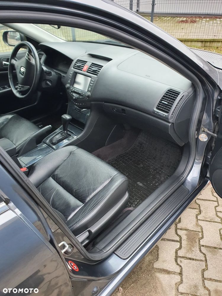 Honda Accord 2.4 Executive - 18