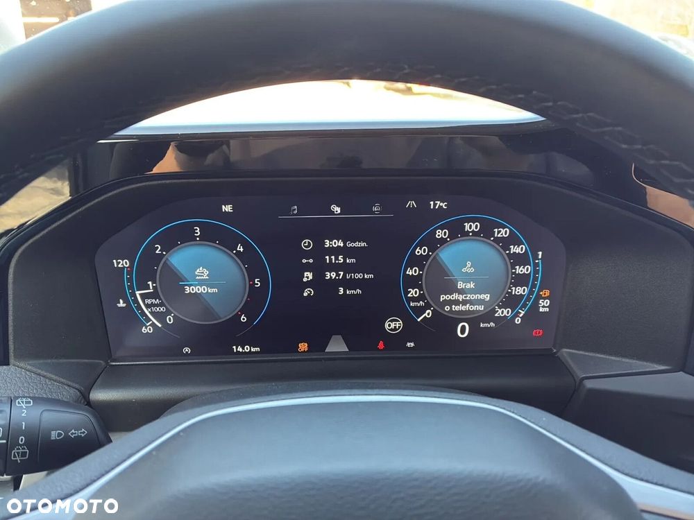 Volkswagen Caravelle - 23