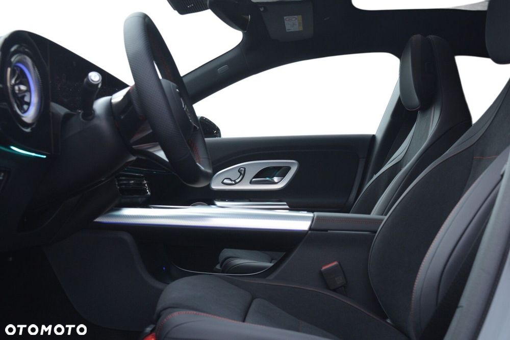 Mercedes-Benz CLA 200 mHEV 8G-DCT - 8
