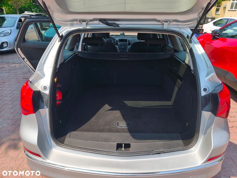 Opel Astra 1.4 T Sport - 25