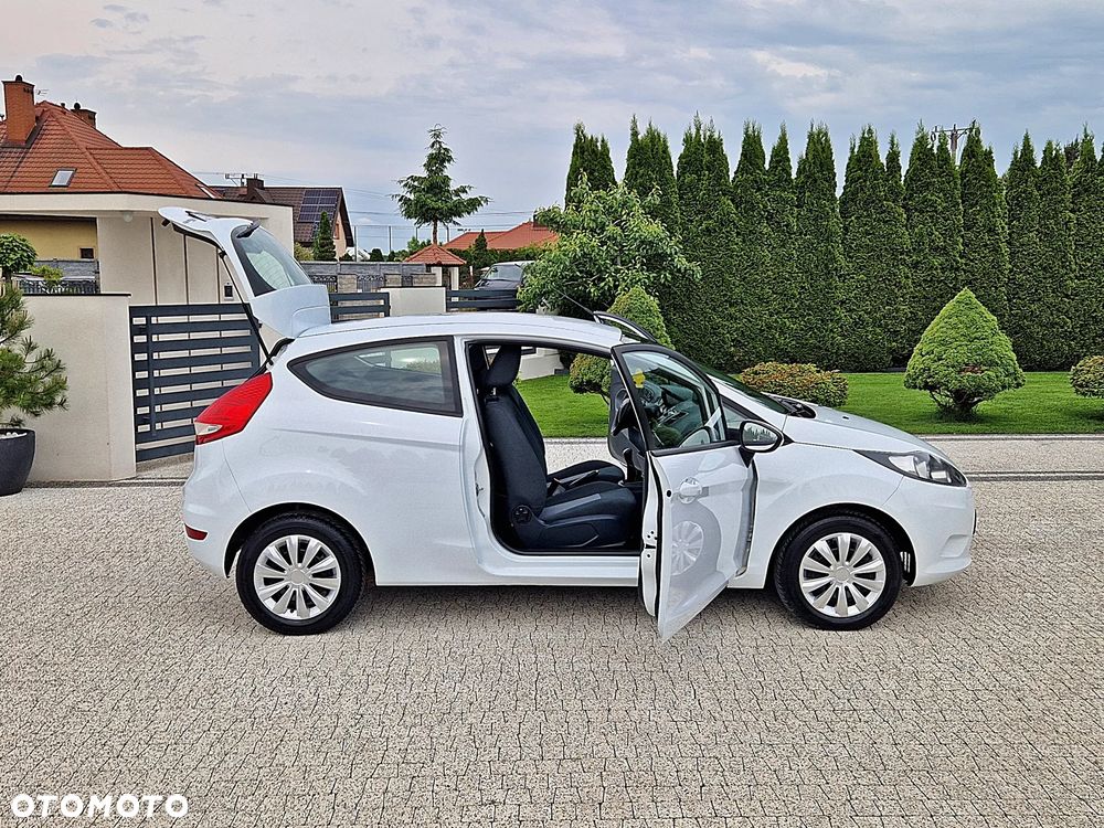 Ford Fiesta 1.25 Platinium X - 14