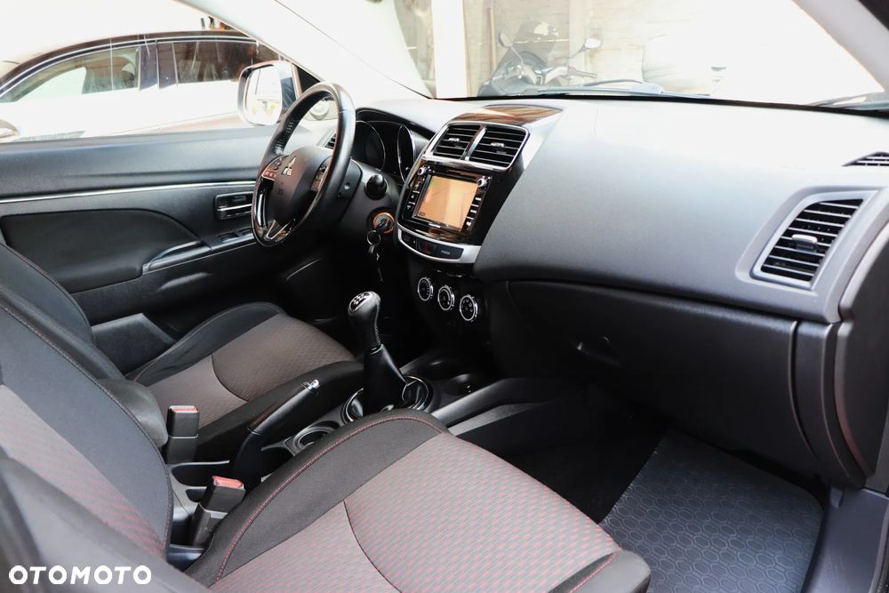 Mitsubishi ASX - 24