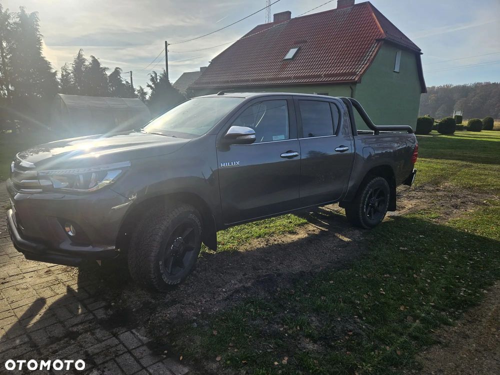 Toyota Hilux 2.4 D-4D Double Cab SR5 4x4 - 1