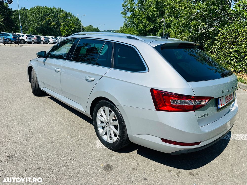 Skoda Superb 1.6 TDI DSG Ambition - 4