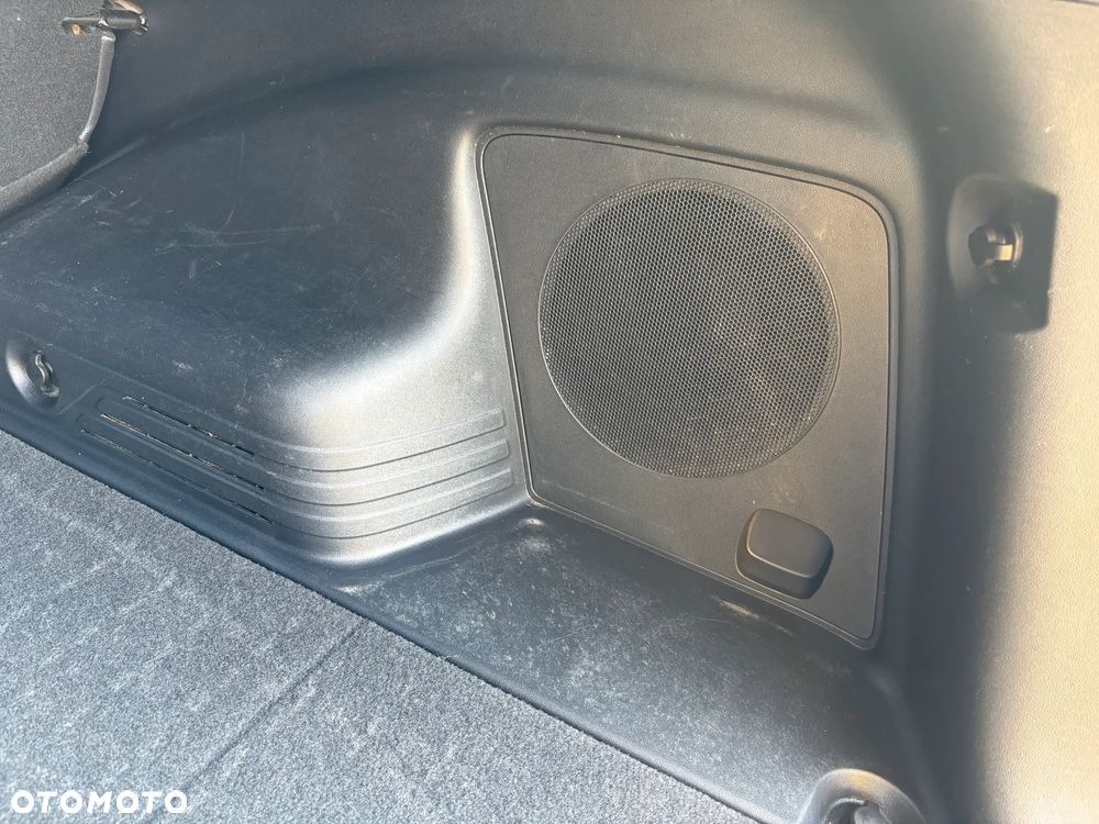 Hyundai ix35 1.7 CRDi 2WD Fifa World Cup Edition - 18