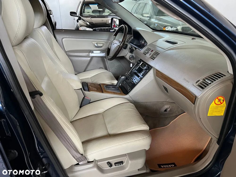Volvo XC 90 2.9 T6 Momentum - 1