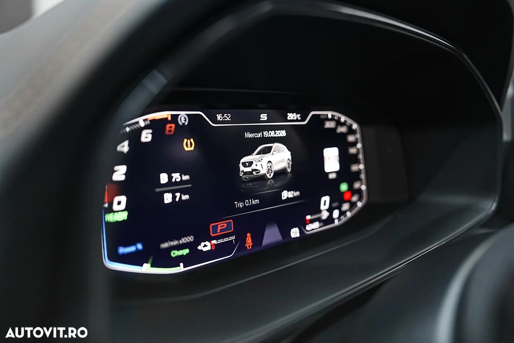 Cupra Formentor 1.4 e-HYBRID DSG Priority - 25