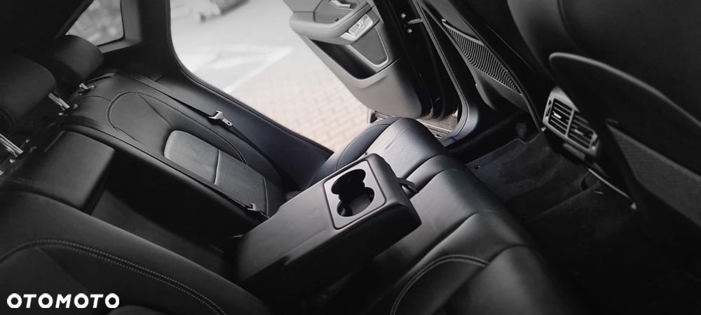 Jaguar E-Pace D165 R-Dynamic - 16