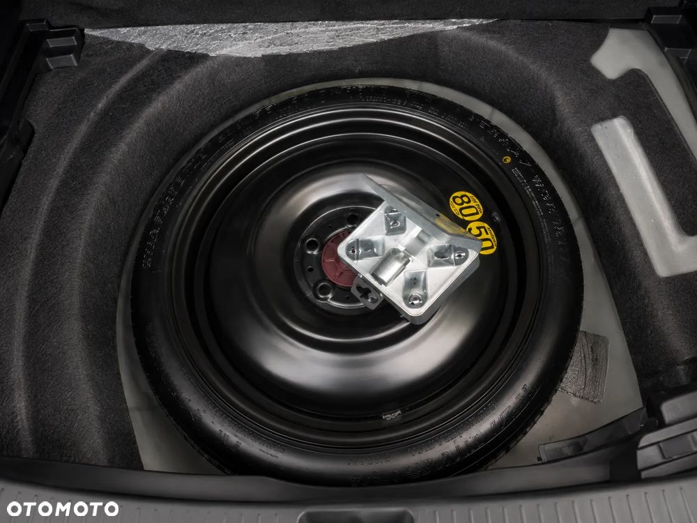 Toyota Corolla 1.8 Hybrid Comfort - 10