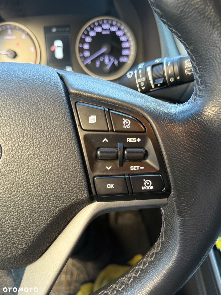 Hyundai Tucson 2.0 CRDI BlueDrive Style 2WD - 10