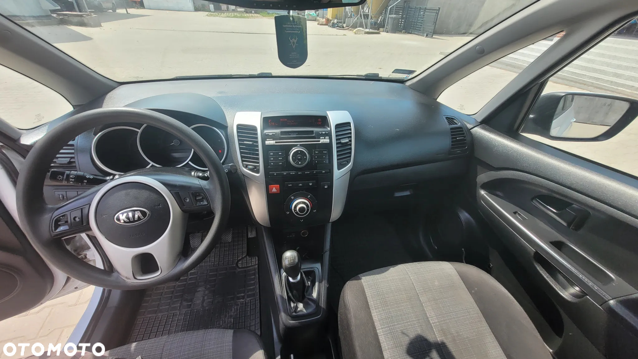 Kia Venga 1.4 M - 11