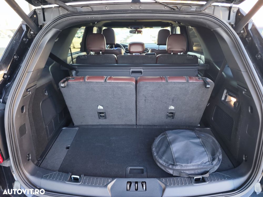 Ford Explorer 3.0 PHEV Platinum - 18