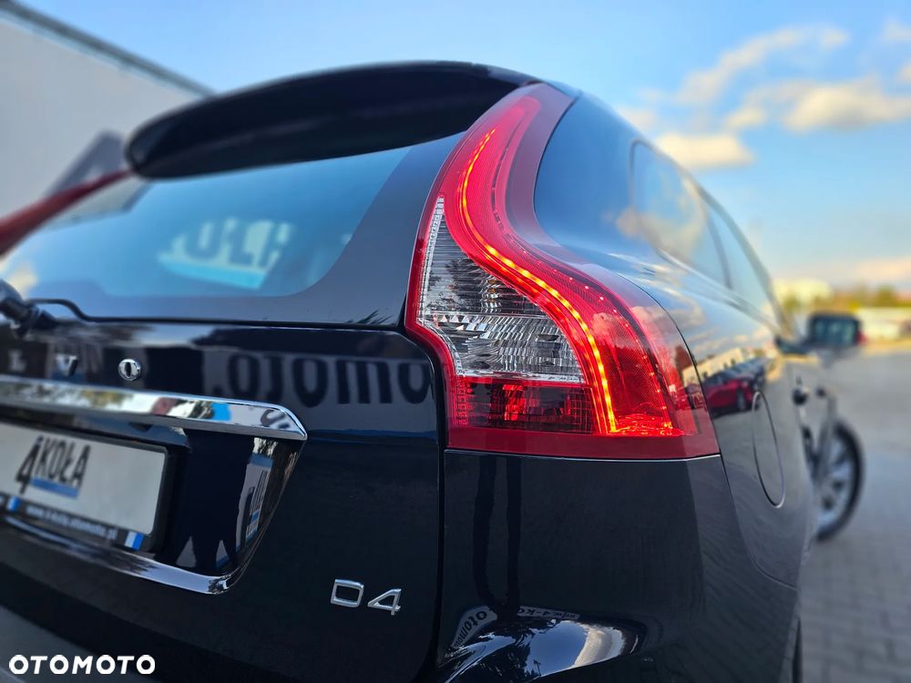 Volvo XC 60 D4 Geartronic Summum - 10