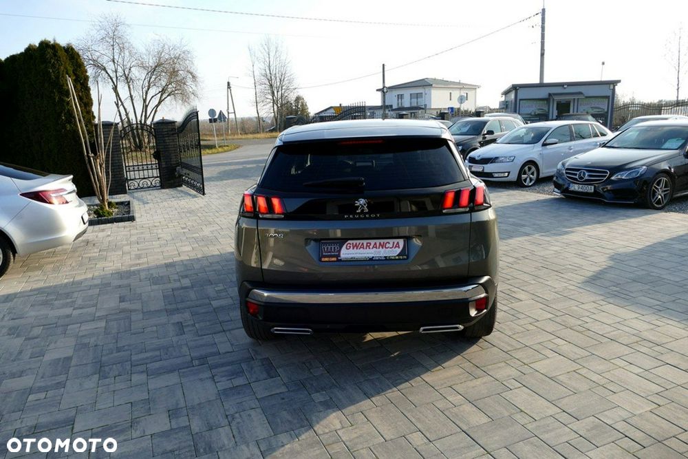 Peugeot 3008 1.2 PureTech Allure Pack S&S - 11