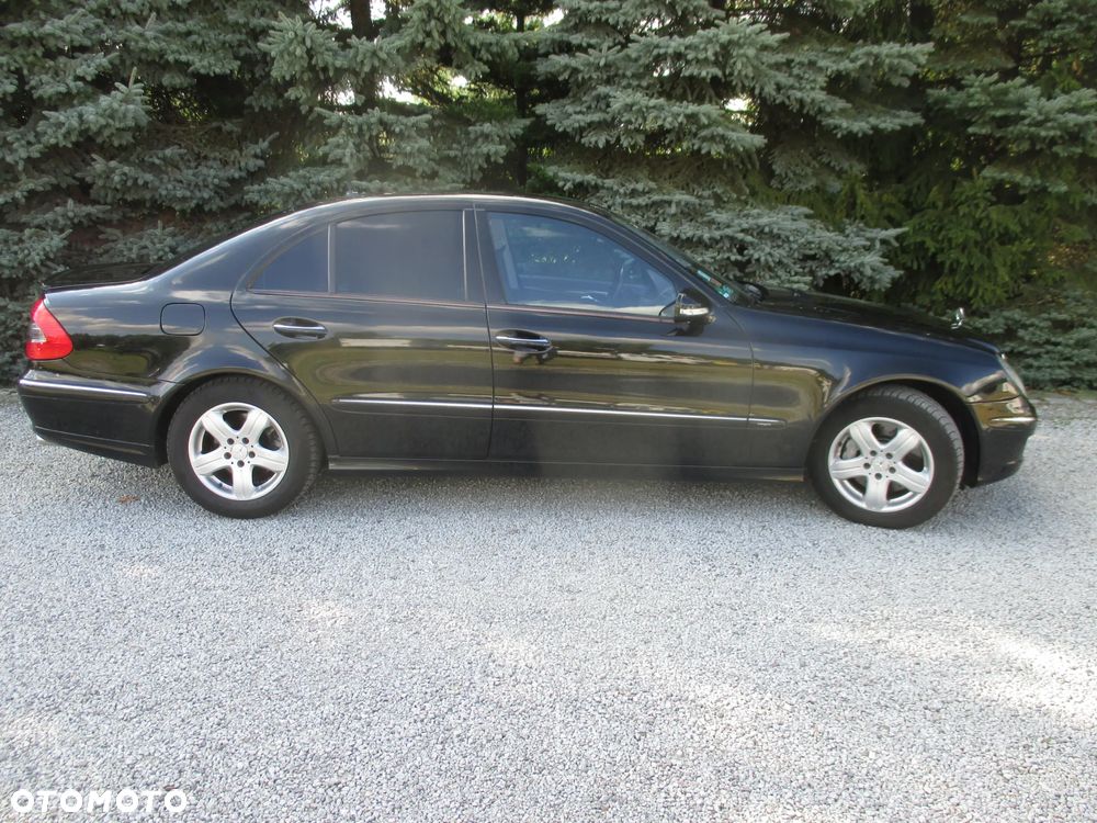 Mercedes-Benz Klasa E 320 CDI Avantgarde DPF Sport Edition AMG - 6