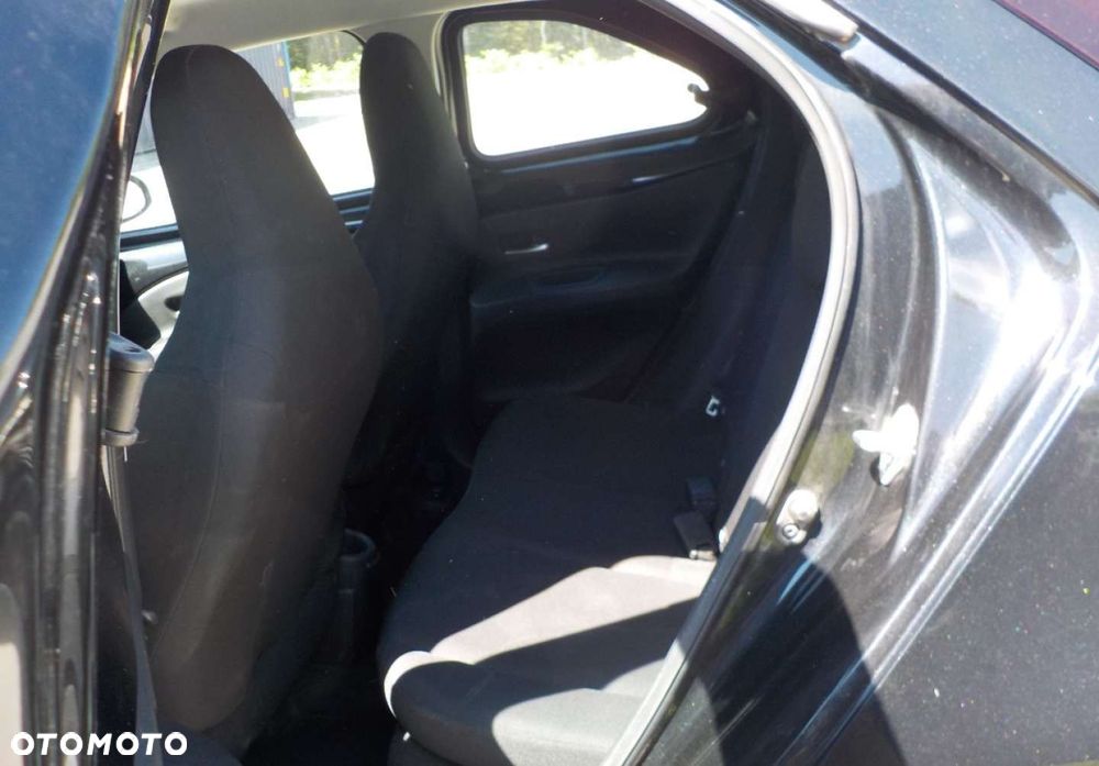 Toyota Aygo X - 18